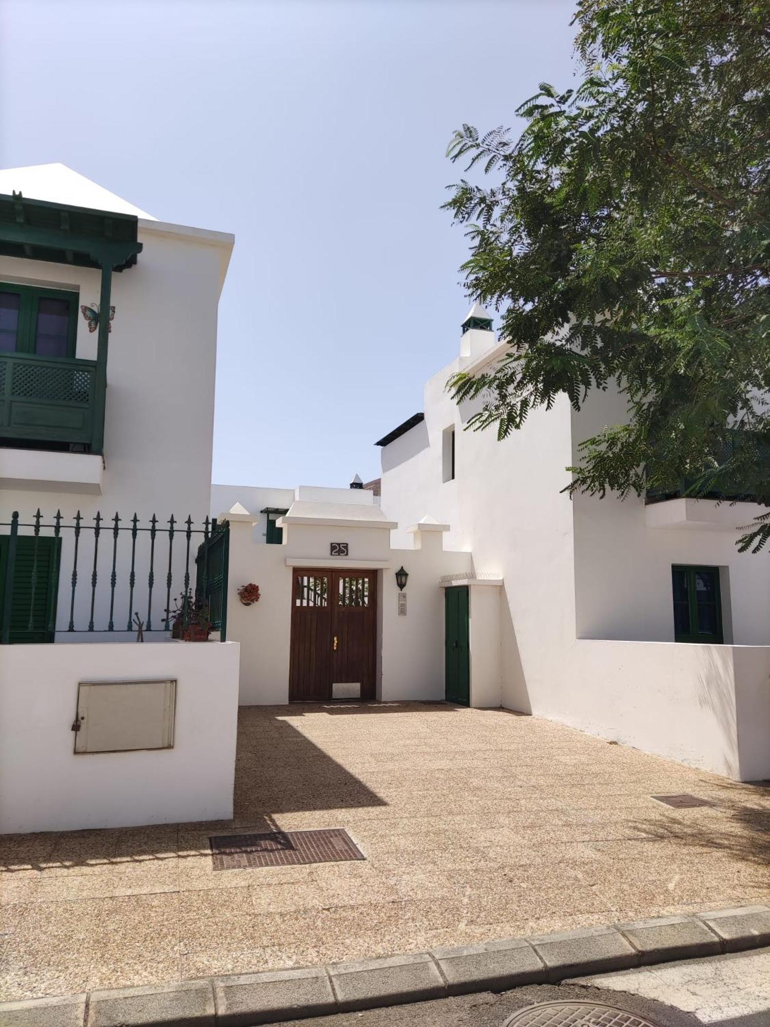 Montana De Uga Apartment Bagian luar foto